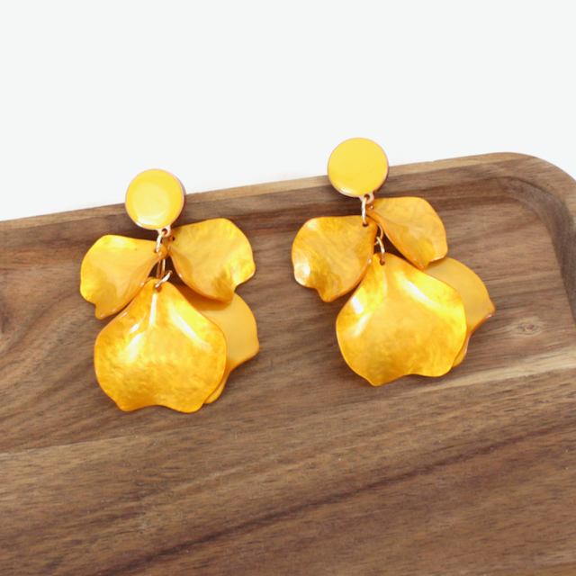Mustard Flirty Flower Earrings