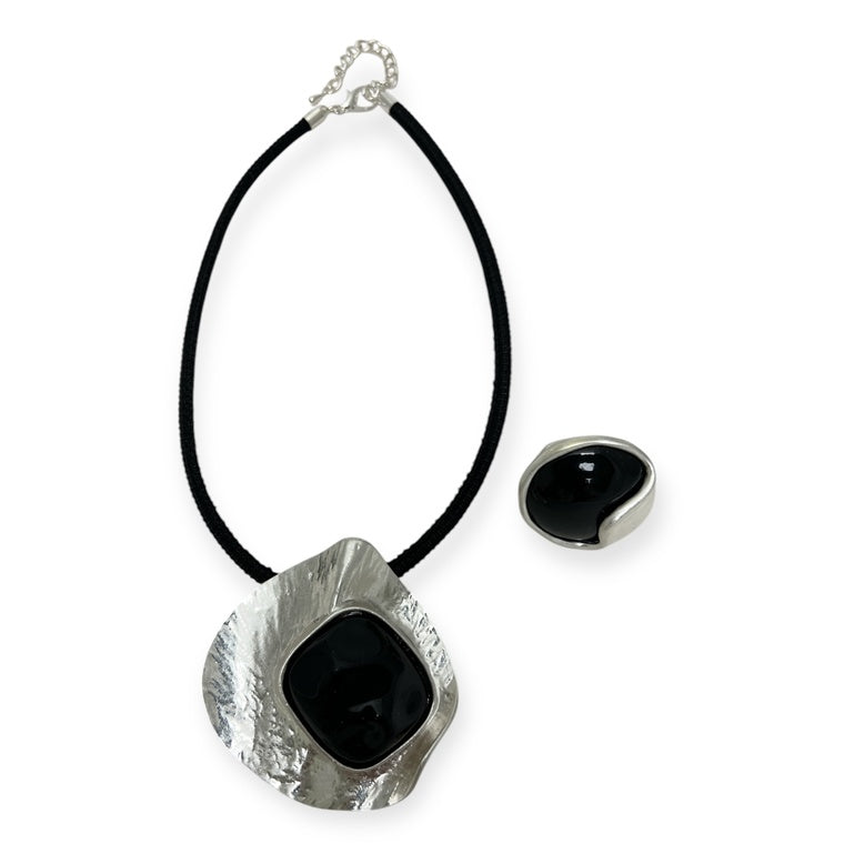 The Onyx Wave Set