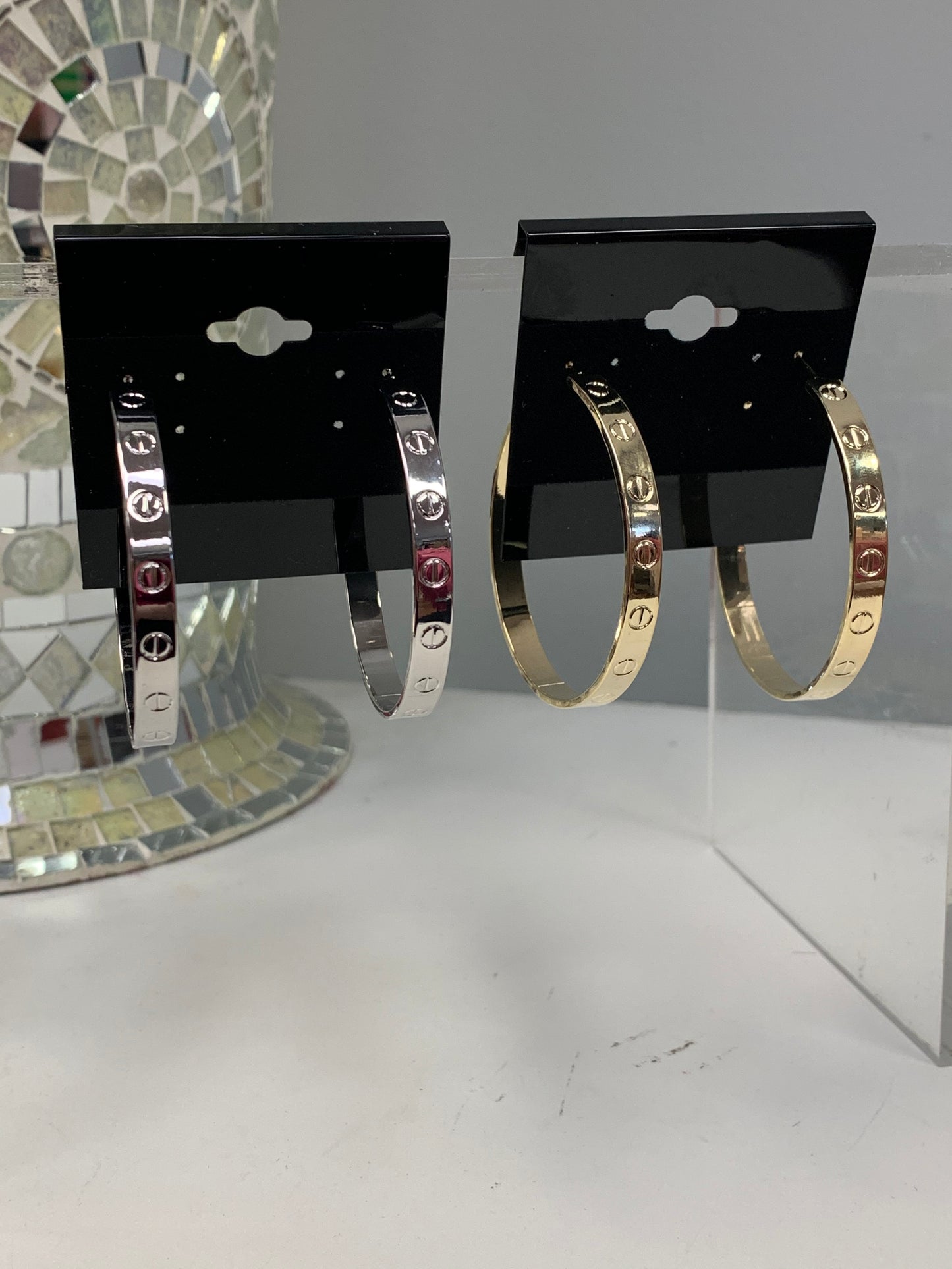 Slim Stylish Hoops (2 colors)
