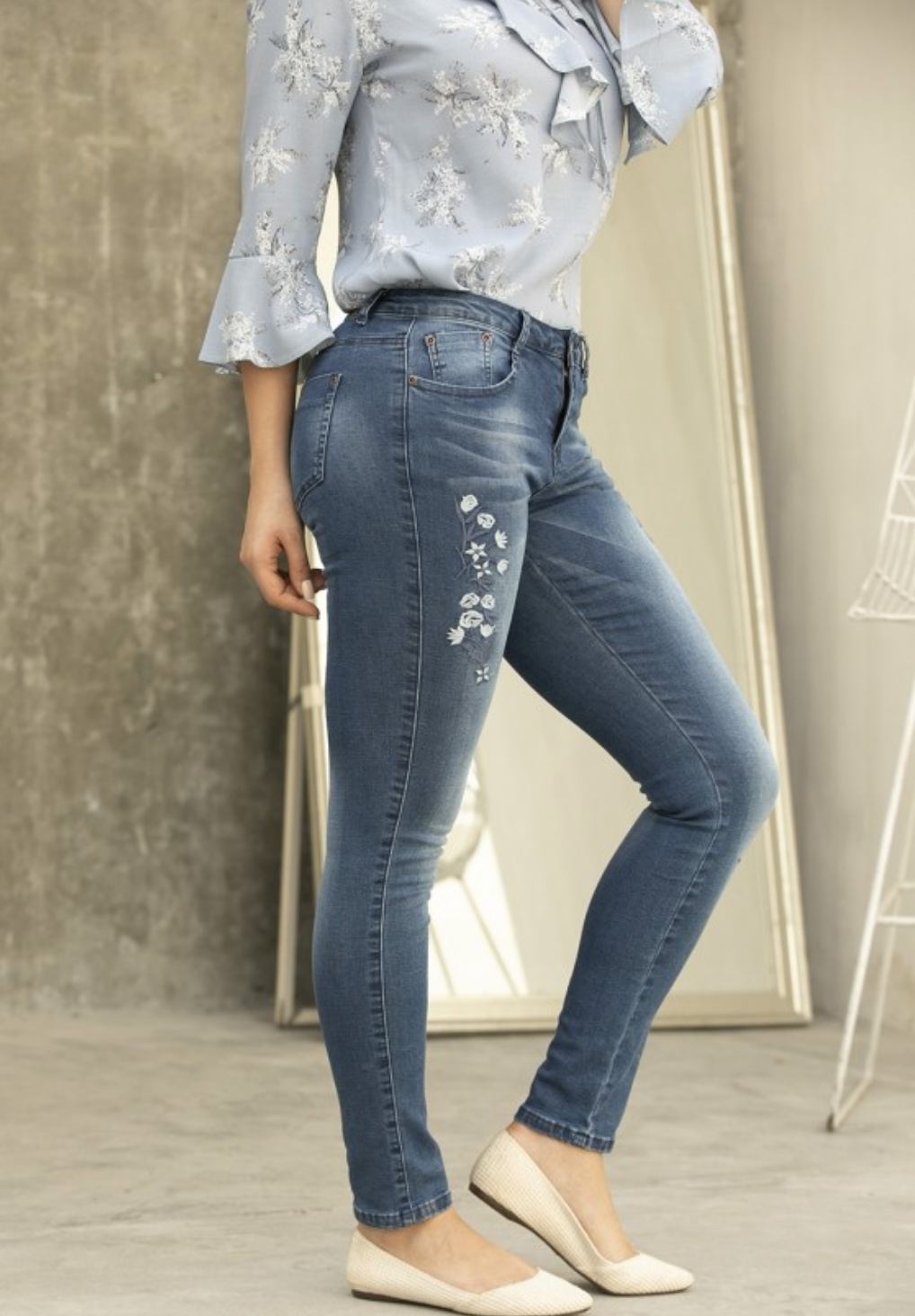 Floral Distressed Jeans