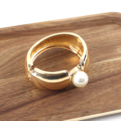 Pearly Bangle (2 Colors)