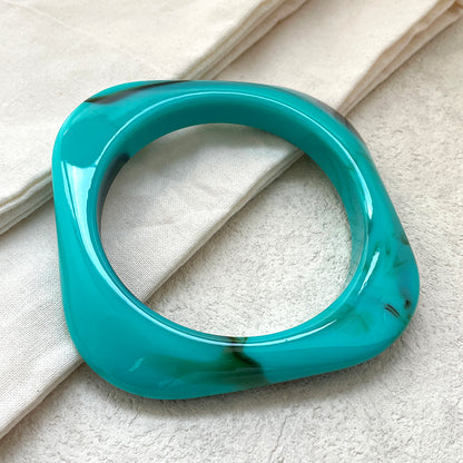 Turquoise Glow Sculpted Bangle