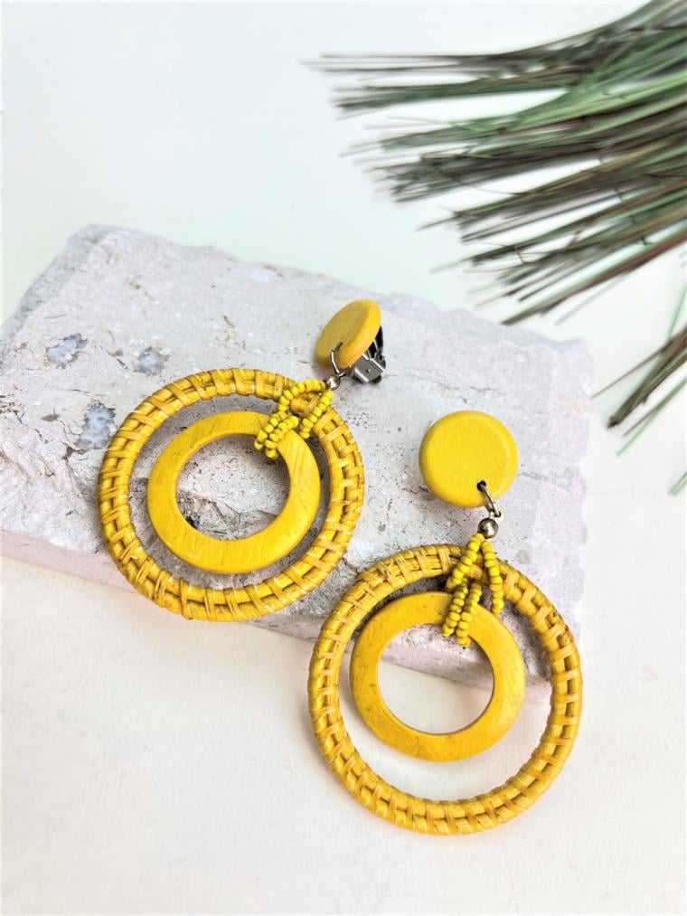 Double Hoop Raffia Clip-Ons