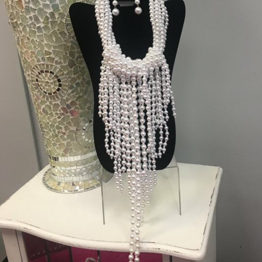 Plenty of Pearls - White Set